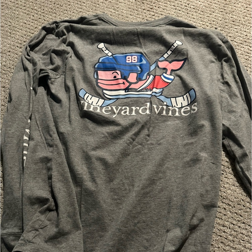 vineyard vine shirt (rare)
